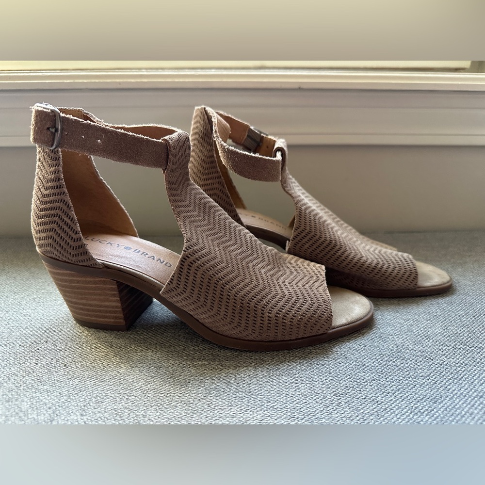 Lucky Brand Baxley Sandal Suede Bootie Cutout Block Heel Shoe